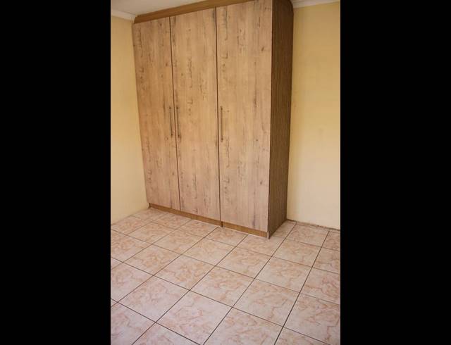 3 BEDROOM HOUSE FOR SALE IN MABOPANE UNIT M